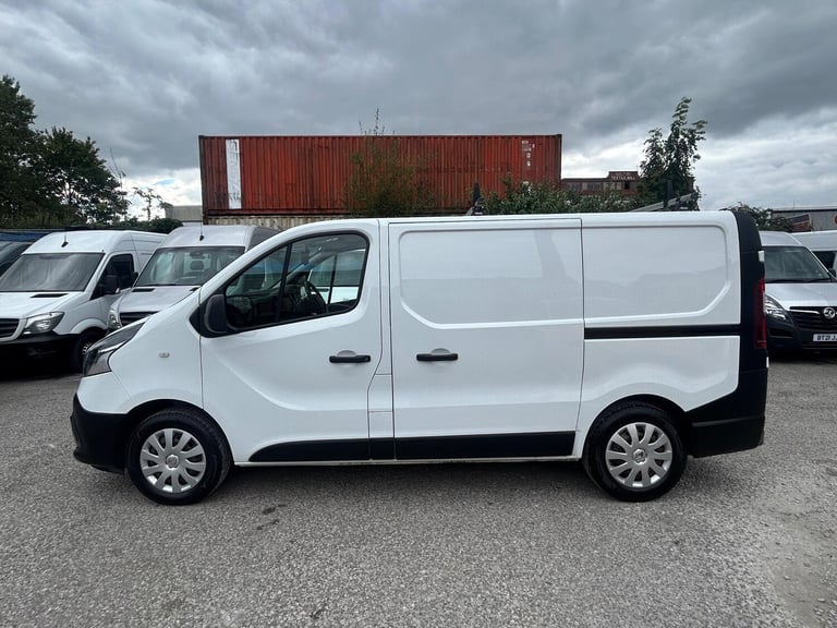 2021 Renault Trafic 2.0 dCi ENERGY 30 Business SWB Standard Roof Euro 6 (s/s) 5dr PANEL VAN Diese...