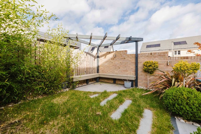 Stunning, 3 bedroom, end-terraced family home in Kaimes, with private garden and parking