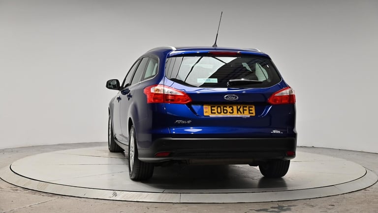 2013 Ford Focus 1.6 Titanium Navigator Powershift Euro 5 5dr ESTATE Petrol Automatic