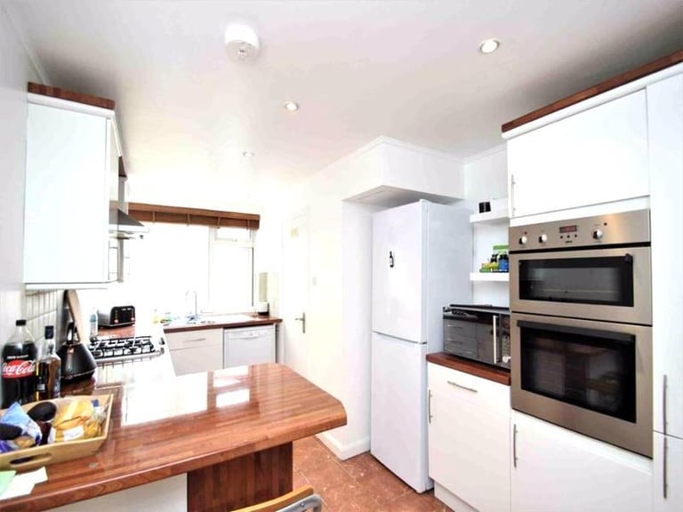 🏡 Cozy room in Southfields available 