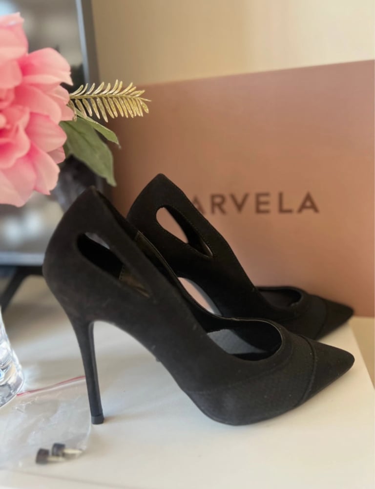 image for Black Carvela Kurt Geiger woman shoes/heels, size 4/37