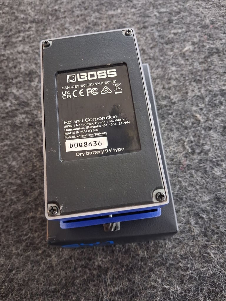 BOSS SY-1 Synthesiser pedal Perfect As New