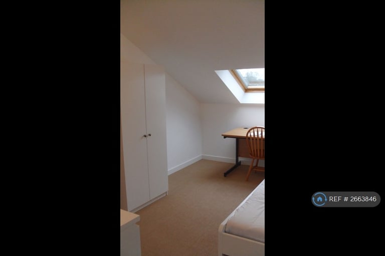 1 bedroom in Silk Mills Road, Taunton, TA1 (#2663846)