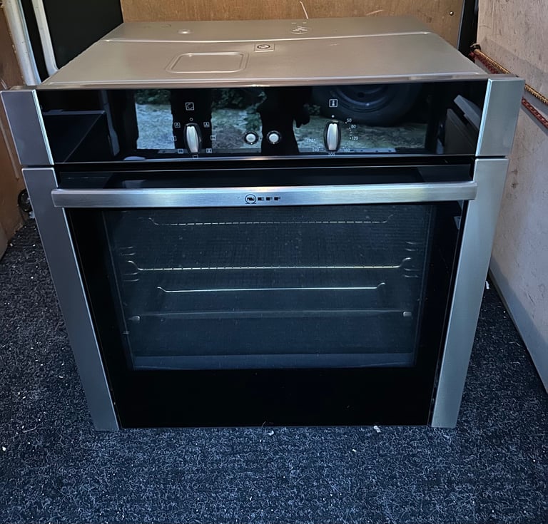 Neff B44S53N5GB Slide & Hide Single Oven