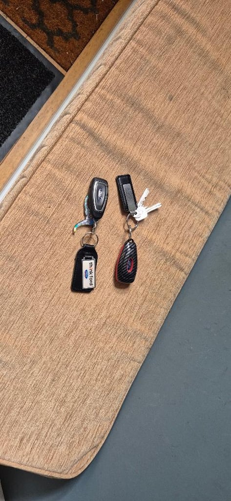 Ford, FIESTA, Hatchback, 2014, Manual, 998 (cc), 5 doors