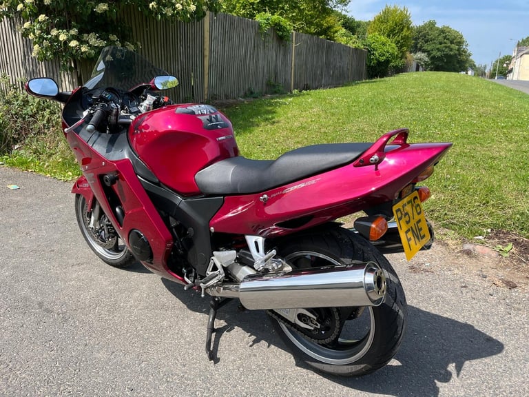 HONDA CBR1100XX-V BLACKBIRD, 1996(P), ONLY 28,061 MILES, SUPERB CONDITION, £2395