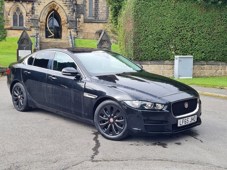 image for Jaguar, XE, Saloon, 2015, Manual, 1999 (cc), 4 doors