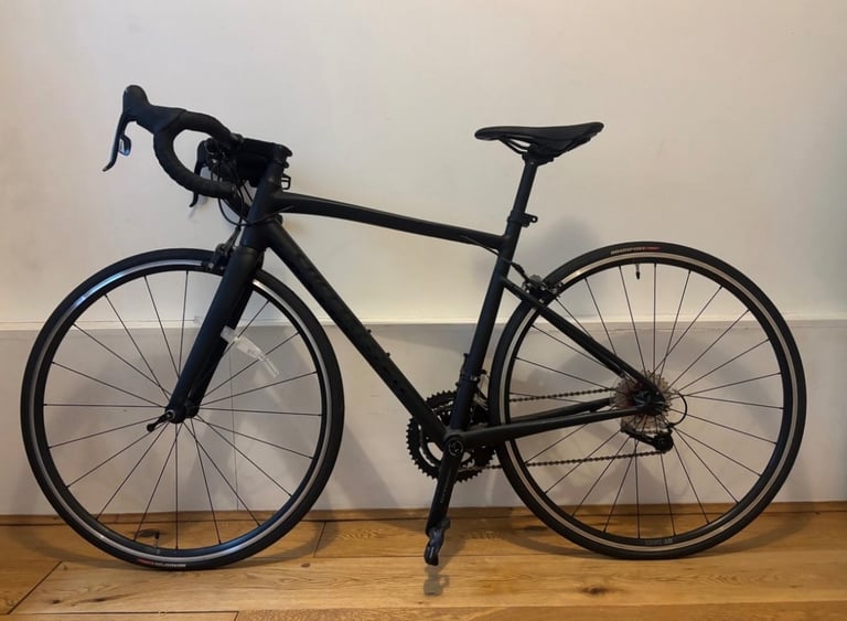 image for Specialized Allez E5 Elite Road Bike – 2022 – 52 cm – Barely Used + Shimano RS500 Pedals