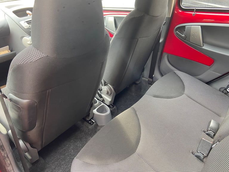 2009 Toyota Aygo 1.0 VVT-i + Hatchback 5dr Petrol Manual Euro 4 (67 bhp)