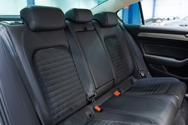 2016 Volkswagen Passat GT TDI BLUEMOTION TECHNOLOGY Saloon Diesel Manual