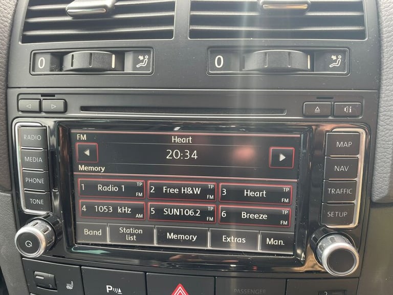 2009 Volkswagen Touareg 2.5 Touareg Altitude TDI E4 AUTO 5dr SUV Diesel Automatic