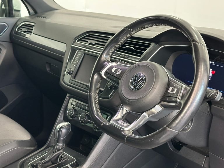 2017 Volkswagen Tiguan 2.0 TDI R-Line SUV 5dr Diesel DSG 4Motion Euro 6 (s/s) (150 ps) ESTATE Die...