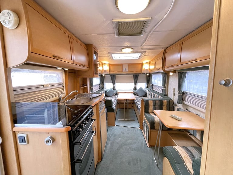 2005 ABBEY VOGUE GTS 416 4 BERTH CARAVAN, END BATHROOM WITH MOTOR MOVER & AWNING