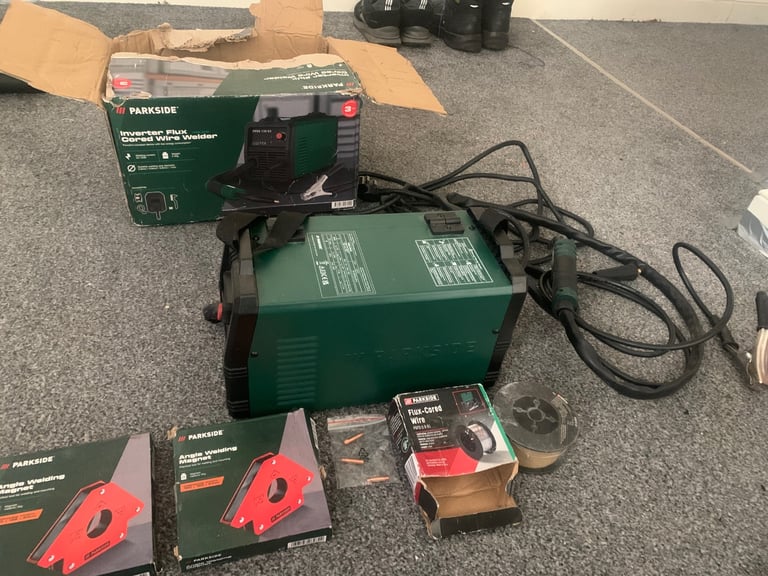 Parkside flux core Mig welder with extra accessories 