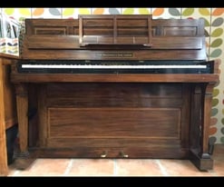 Cottage piano by John Broadwood - free