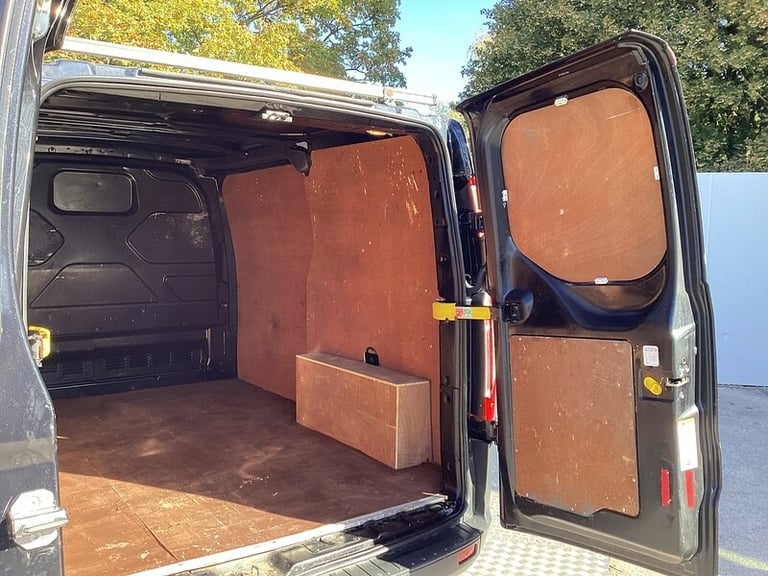2015 Ford Transit Custom TDCi 270 ECOnetic SWB L/R SWB Panel Van Diesel Manual
