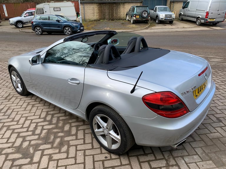 image for 2008 Mercedes-Benz SLK 200 KOMPRESSOR AUTO CONVERTIBLE ROADSTER (GREAT PRICE)