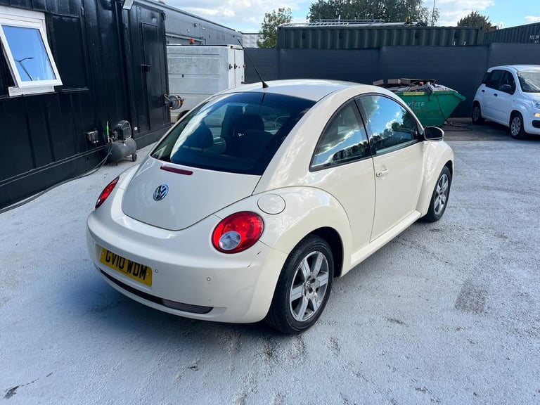 2010 Volkswagen Beetle LUNA 1.6 16v PETROL PX WELCOME 
