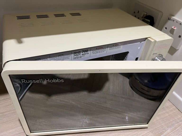 Russell Hobbs microwave