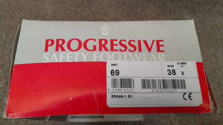 Black Safety Shoes – Size 5