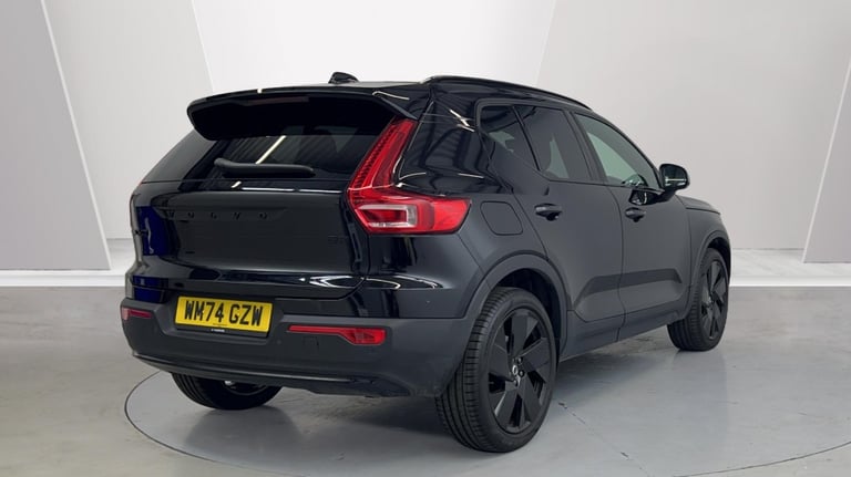 2025 Volvo XC40 Black Edition Plus, B3 Mild hybrid, Petrol (Rear Camera, BLIS) Estate Petrol Auto...