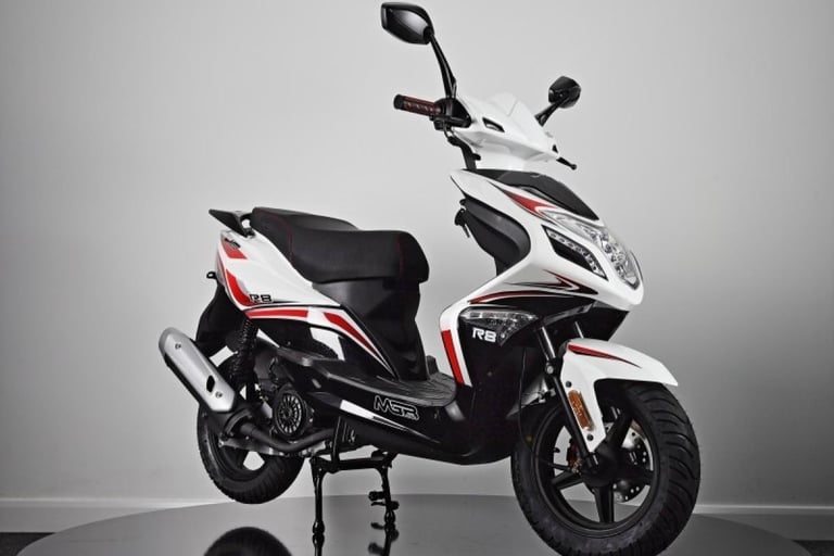 NEW MGB R8 125cc Sports Scooter Affordable Reliable Commuter A1 Licence Learn...