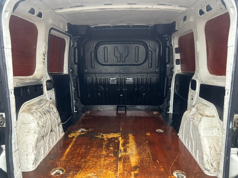 2016 Vauxhall Combo 2000 1.3 CDTI 16V H1 Van PANEL VAN Diesel Manual