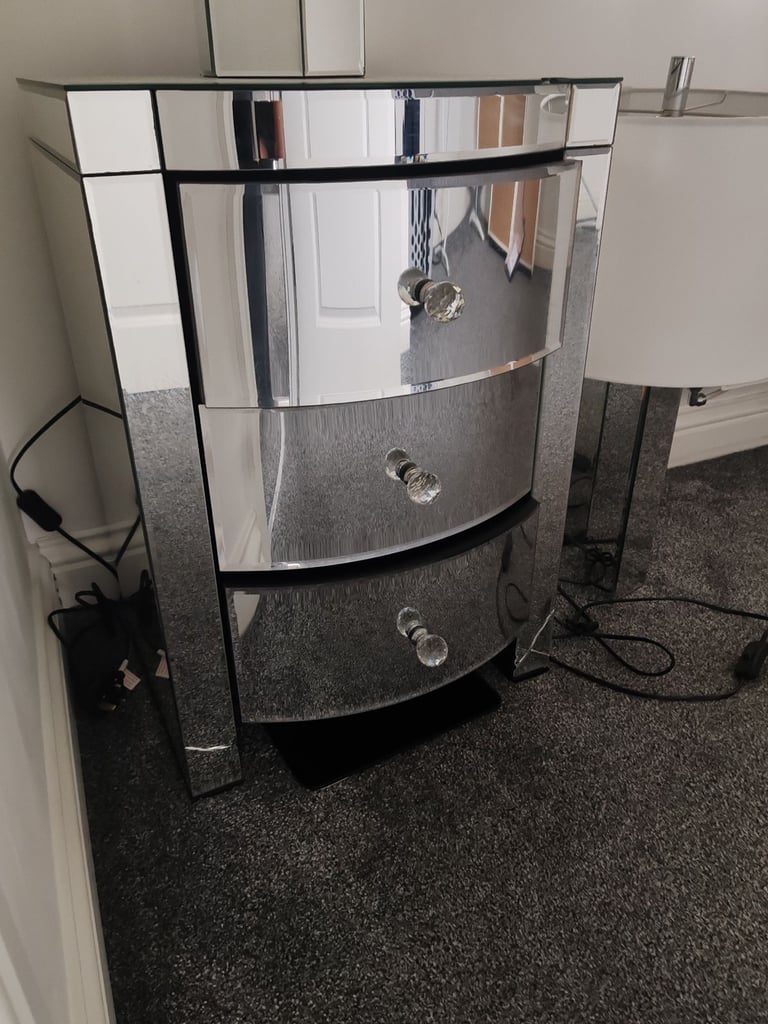 Two mirrored bedside tables (cracked) 