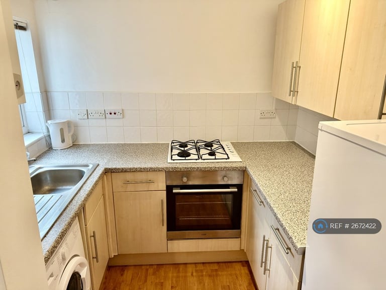 2 bedroom house in Jones Street, Salford, M6 (2 bed) (#2672422)