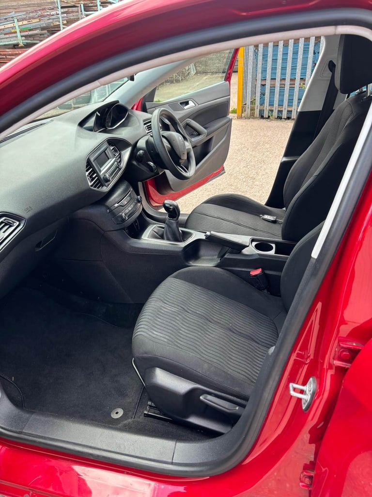 Peugeot Estate, 308 Access SW Blue HDI, Estate, 2016, Manual, 1560 (cc), 5 doors