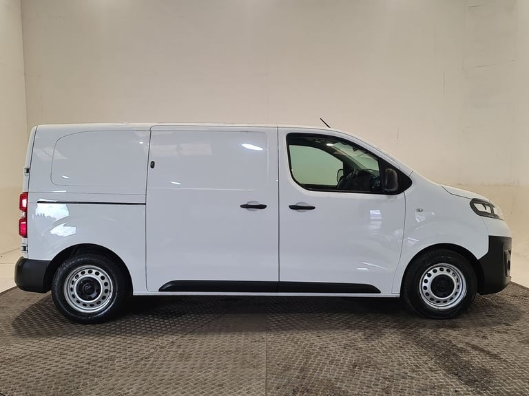 VAUXHALL VIVARO 1.5 TURBO D 2900 DYNAMIC P/V L1 H1 100 BHP SWB DIESEL
