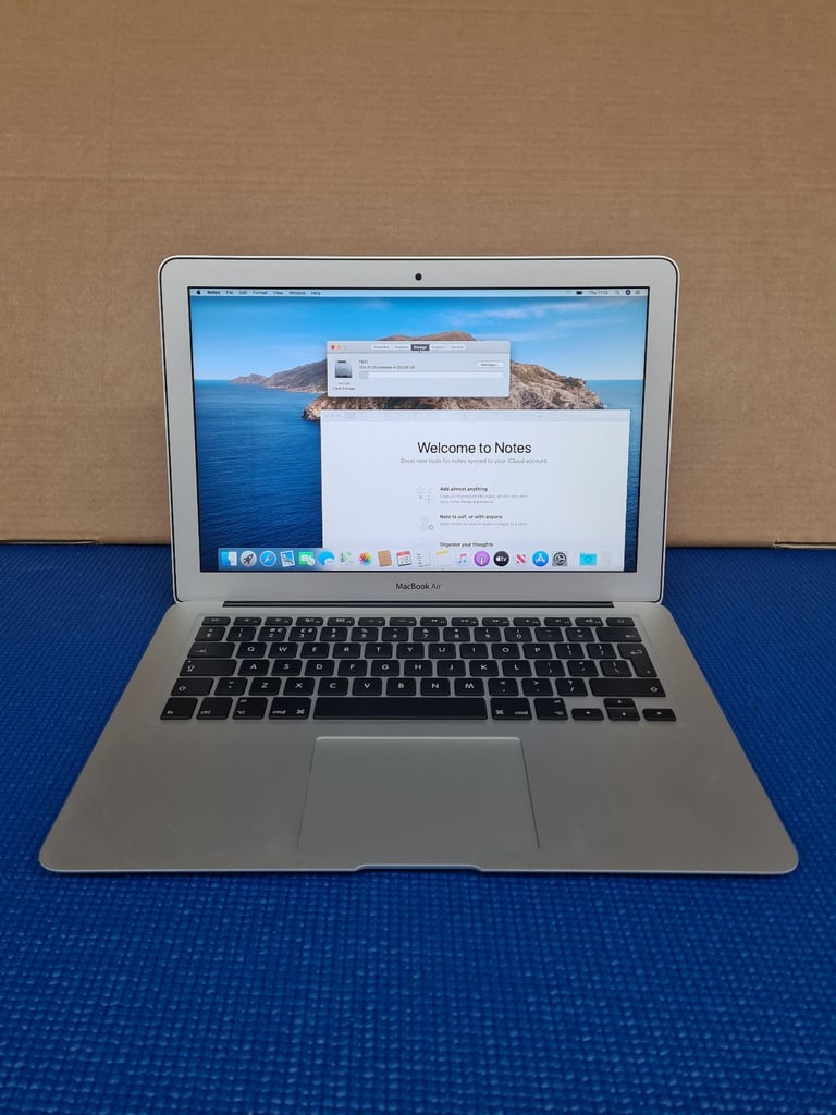 Macbook Air A1466 Yr 2015 i5 8GB Ram 128GB SSD Mac OS  Catalina  Clean A Grade