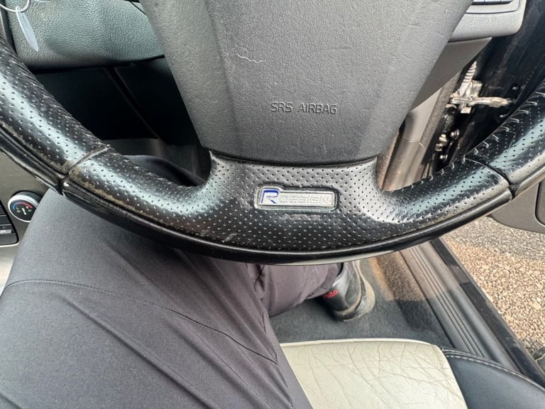 2009 Volvo C30 2.0D R-Design Sport Coupe 2dr Diesel Manual (151 g/km, 134 bhp) Coupe Diesel Manual