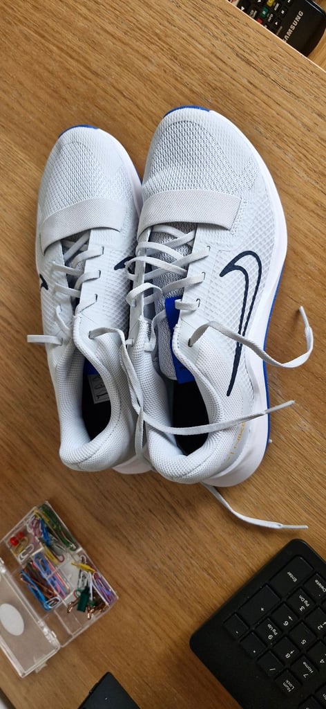 brand new nike trainers