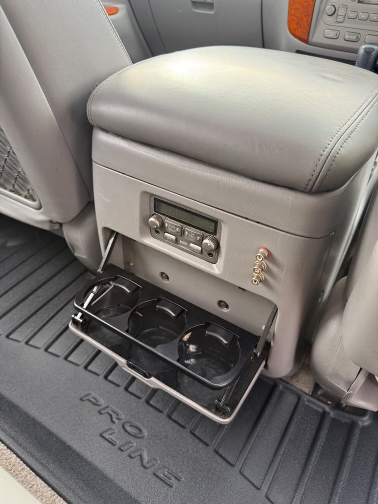  Toyota Land Cruiser Amazon 4.2 TD SUV 5dr Diesel Automatic (282 g/km, 201 bhp) Diesel Automatic