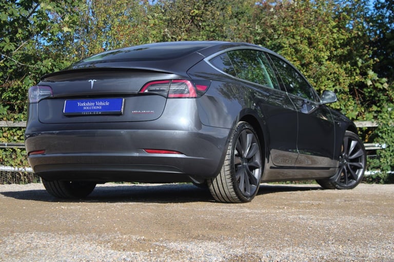 2020 Tesla Model 3 Performance AWD 4dr [Performance Upgrade] Auto SALOON ELECTRIC Automatic