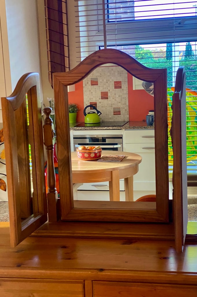 Mirror 3 way stand alone