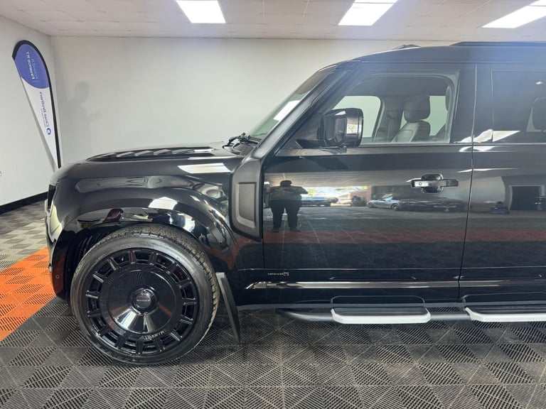 2023 Land Rover Defender 130 3.0 D300 MHEV X Auto 4WD Euro 6 (s/s) 5dr ESTATE Diesel Automatic