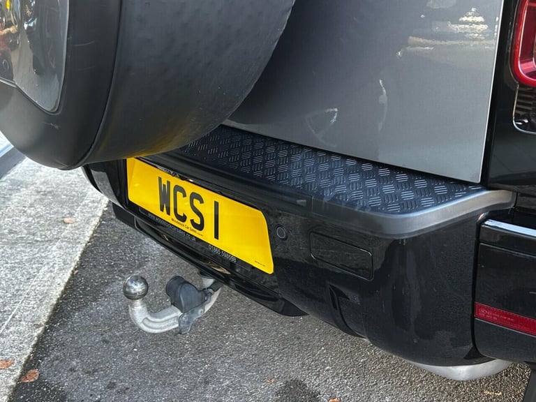 2023 Land Rover Defender 3.0 D250 Hard Top HSE Auto PANEL VAN DIESEL Automatic