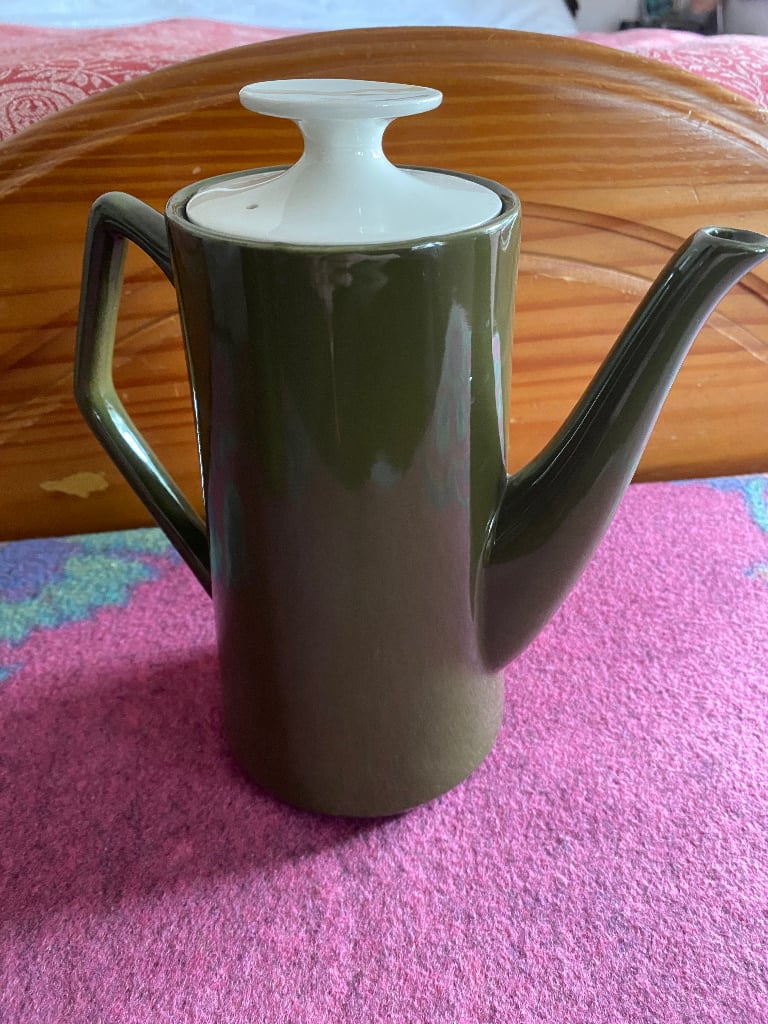 Beswick coffee pot 1958 pattern sage green