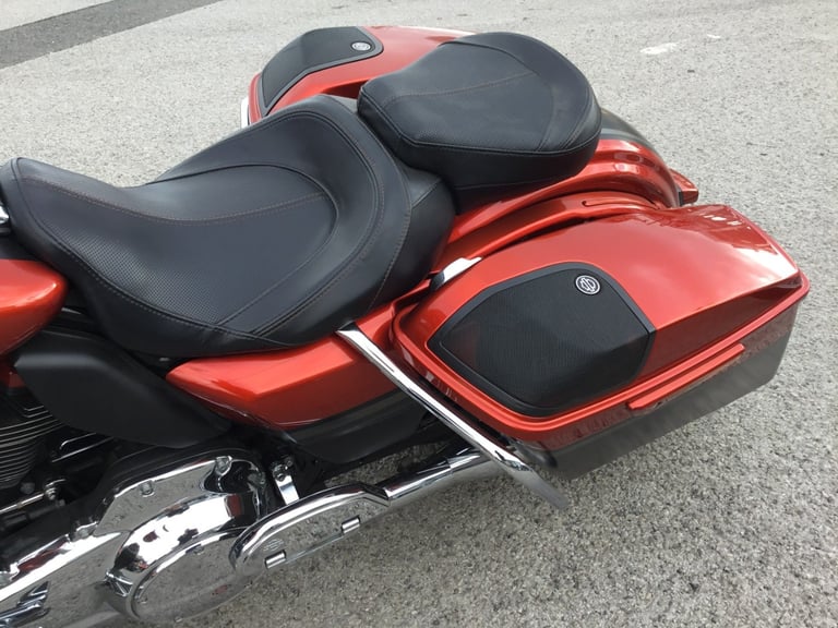 2018 Harley-Davidson CVO STREET GLIDE FLHXSE Two-Tone (15MY) Custom Cruiser PETROL Manual