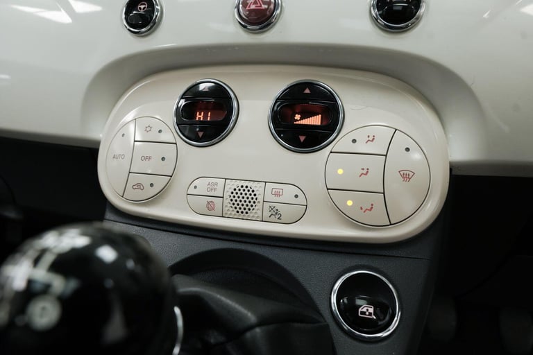  Fiat 500 1.2 Lounge Euro 6 (s/s) 3dr Petrol Manual
