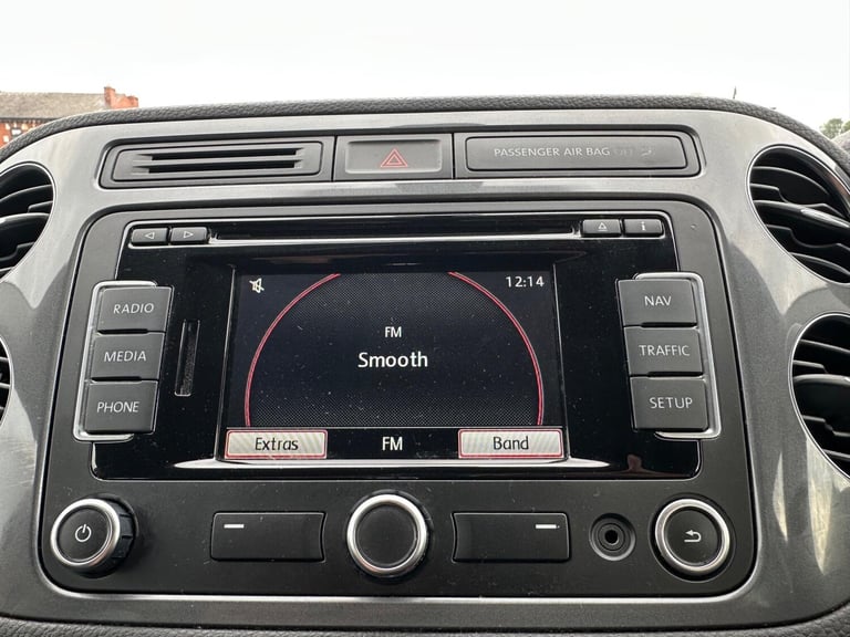 2013 Volkswagen Tiguan 2.0 TDI BlueMotion Tech Match DSG 4WD Euro 5 (s/s) 5dr ESTATE Diesel Autom...