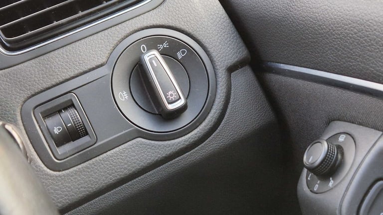 2015 Volkswagen Polo 1.2 TSI SE 3dr DSG HATCHBACK PETROL Automatic