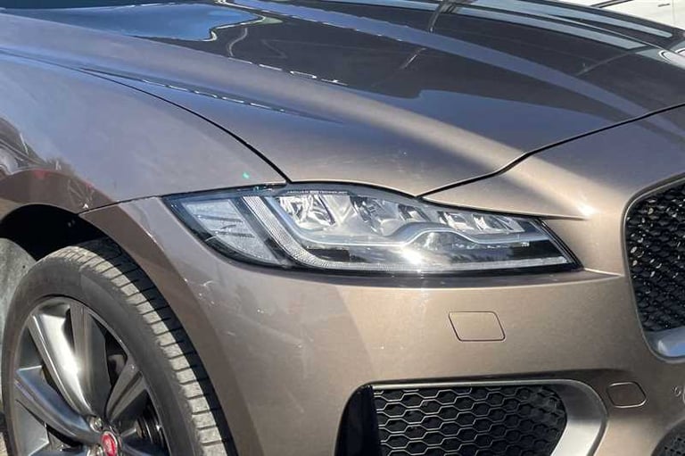 2016 Jaguar F-Pace 3.0d V6 S 5dr Auto AWD ESTATE DIESEL Automatic