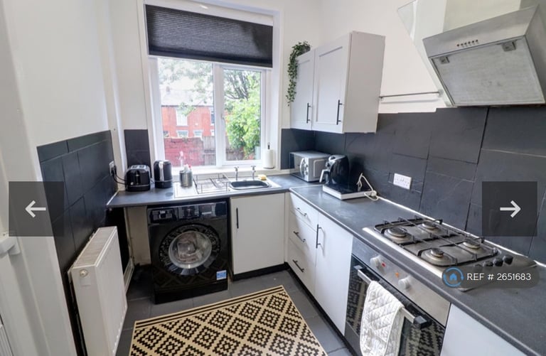 2 bedroom house in Ripponden Road, Oldham, OL1 (2 bed) (#2651683)