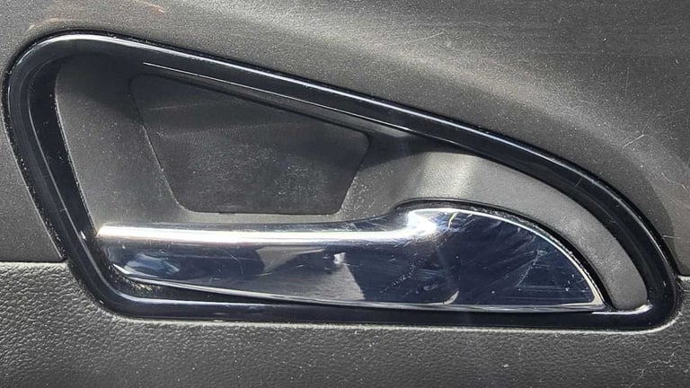 2017 Vauxhall Mokka X 1.4T ecoTEC Elite 5dr Hatchback Petrol Manual