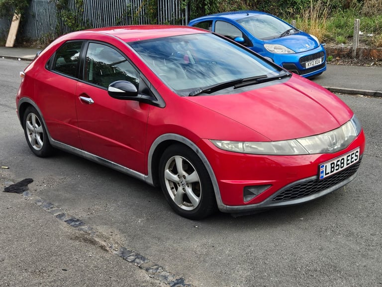 Honda Civic 2.2 Cdti 2008 - Drives good - MOT - not golf focus audi a3 auris fabia