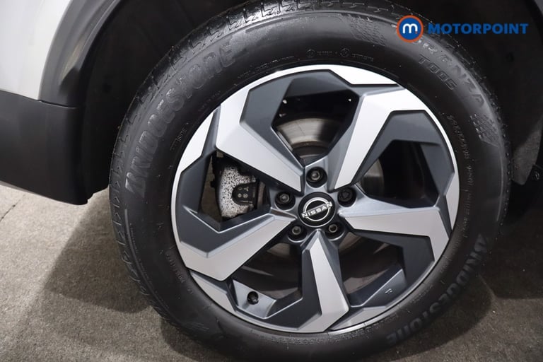 2022 Nissan Qashqai 1.3 DiG-T MH N-Connecta 5dr SUV Petrol Manual
