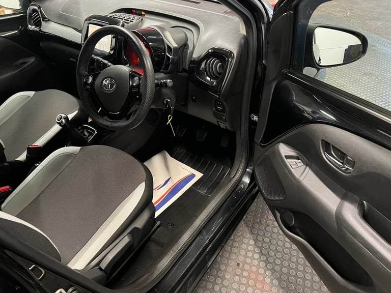 2017 Toyota AYGO 1.0 VVT-i X-Style 5dr HATCHBACK PETROL Manual